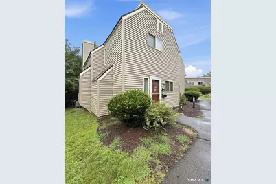 129 Library Lane #129, Simsbury, CT 06070 - Photo 1