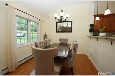 4 Muller Street, New Fairfield, CT 06812 - Photo 8