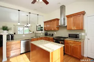 4 Muller St, New Fairfield, CT 06812 - Photo 14