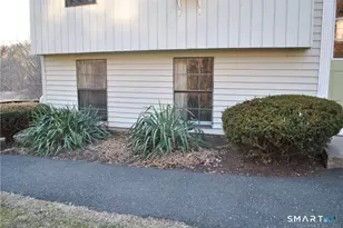 179 Aspetuck Vlg, New Milford, CT 06776 - Photo 2