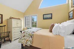 10 Hale Ln, Darien, CT 06820 - Photo 20