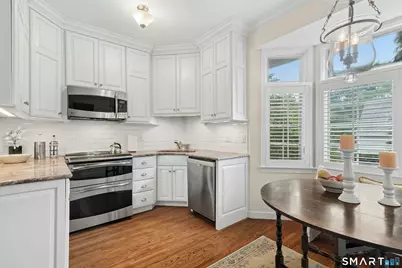 10 Hale Lane #10, Darien, CT 06820 - Photo 8