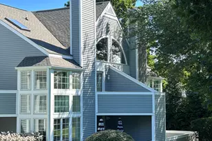 10 Hale Ln, Darien, CT 06820 - Photo 1