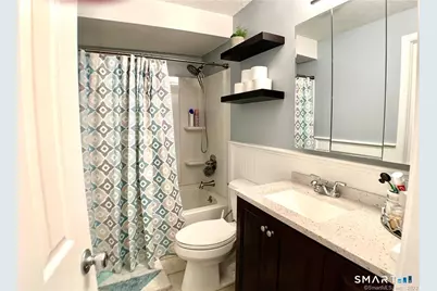64 East Gate Lane, Hamden, CT 06514 - Photo 10