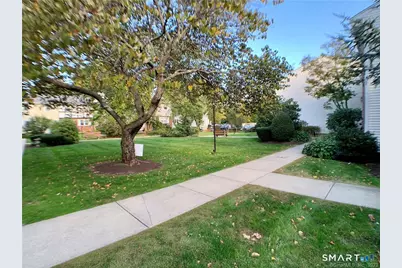 64 East Gate Lane, Hamden, CT 06514 - Photo 20