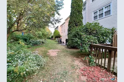 64 East Gate Lane, Hamden, CT 06514 - Photo 18