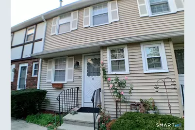 64 East Gate Lane, Hamden, CT 06514 - Photo 1