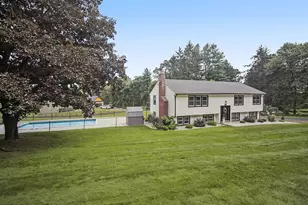 723 Totoket Rd, North Branford, CT 06472 - Photo 2