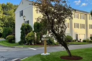 113 Summit Commons, Derby, CT 06418 - Photo 4