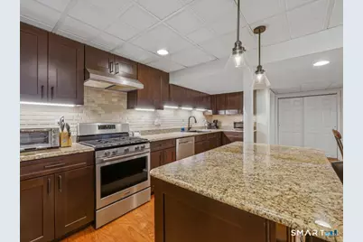 9 Inwood Drive, Guilford, CT 06437 - Photo 32