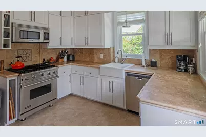 223 West Avenue, Darien, CT 06820 - Photo 16