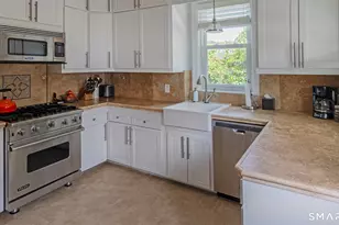 223 West Ave, Darien, CT 06820 - Photo 16