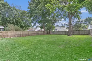 321 Old Town Rd, Bridgeport, CT 06606 - Photo 22