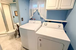 50 Seymour St, Windsor, CT 06095 - Photo 6