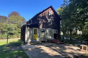122 Rope Ferry Rd, Waterford, CT 06385 - Photo 2