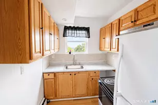 56 Ann St, New Haven, CT 06519 - Photo 10