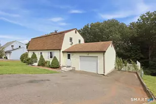 141 Cimarron Rd, Middletown, CT 06457 - Photo 2