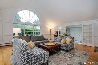 4 Manor Lane, West Hartford, CT 06107 - Photo 10