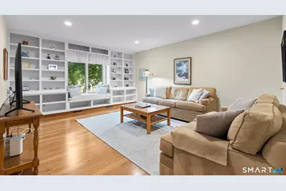 690 Forest Road #722, West Haven, CT 06516 - Photo 16