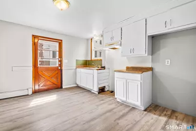 105 Spring Street, Middletown, CT 06457 - Photo 14