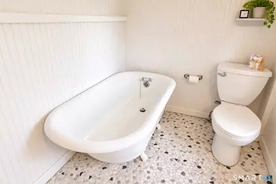29 Second Avenue, Branford, CT 06405 - Photo 20