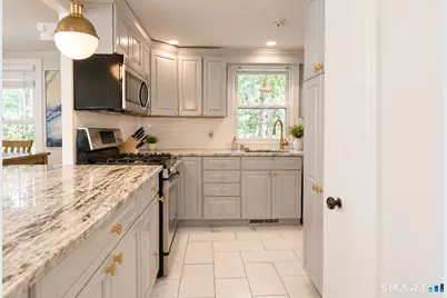 29 Second Avenue, Branford, CT 06405 - Photo 14