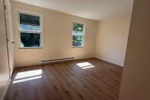 163 Pennsylvania Ave, East Lyme, CT 06357 - Photo 10