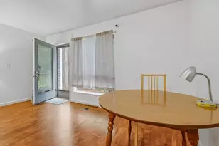 1423 Quinnipiac Ave, New Haven, CT 06513 - Photo 6