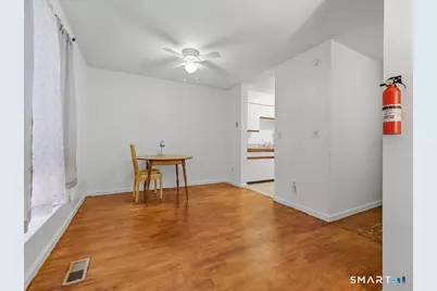 1423 Quinnipiac Avenue #209, New Haven, CT 06513 - Photo 8