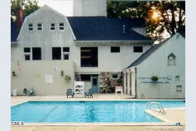 18 Cook Close #18, Ridgefield, CT 06877 - Photo 2