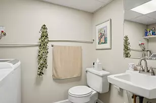 110 Sunrise Hill Rd, Norwalk, CT 06851 - Photo 26