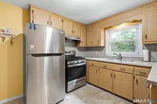 3 W Forrest Dr, Enfield, CT 06082 - Photo 8