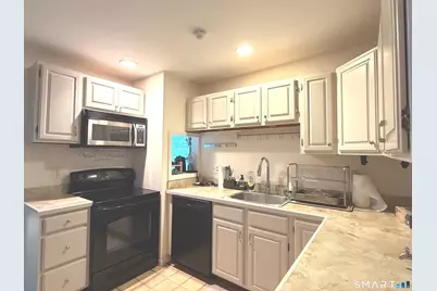 6 Ledgewood Drive #6, Brookfield, CT 06804 - Photo 12