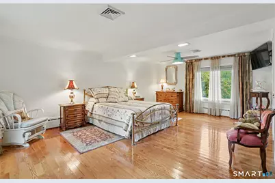17 Little Plain Road, Trumbull, CT 06611 - Photo 16