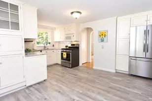 55 Sylvan St, Avon, CT 06001 - Photo 12