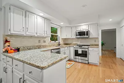40 Butternut Lane, Stratford, CT 06614 - Photo 12