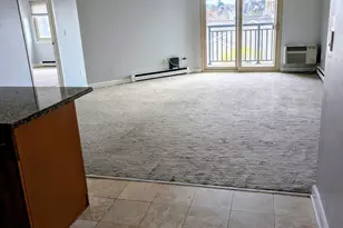 104 North St, Stamford, CT 06902 - Photo 6