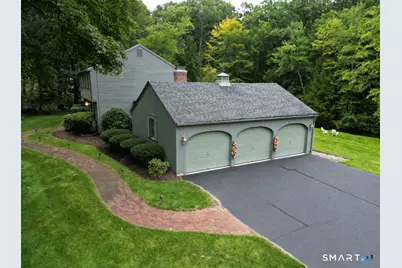 10 Shady Lane, Simsbury, CT 06092 - Photo 4