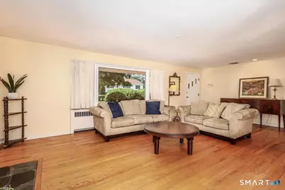 86 Crown Street, Trumbull, CT 06611 - Photo 6