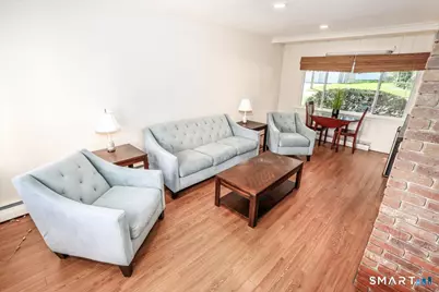 86 Crown Street, Trumbull, CT 06611 - Photo 10
