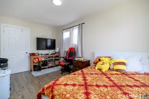 1224 Iranistan Ave, Bridgeport, CT 06605 - Photo 18
