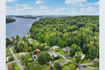 5 Thaddeus Avenue, Danbury, CT 06811 - Photo 2