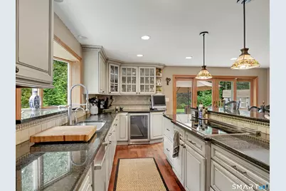 5 Thaddeus Avenue, Danbury, CT 06811 - Photo 10