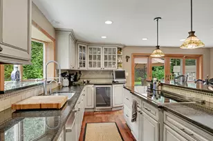 5 Thaddeus Ave, Danbury, CT 06811 - Photo 10