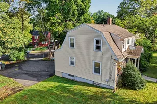 570 Broadview Terrace, Hartford, CT 06106 - Photo 2