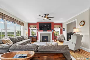 42 Windy Ridge Ln, Watertown, CT 06795 - Photo 14