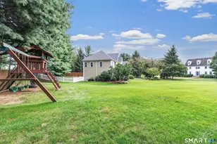 305 S Gate Ln, Fairfield, CT 06890 - Photo 36