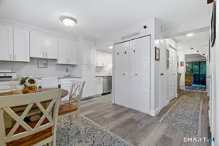 135 Knapps Hwy, Fairfield, CT 06825 - Photo 6