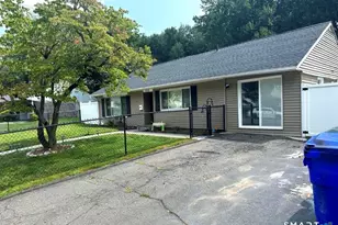 270 Burke St, East Hartford, CT 06118 - Photo 2