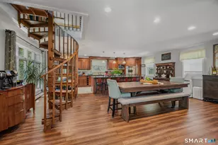 35 Pepperbox Rd, Waterford, CT 06385 - Photo 2